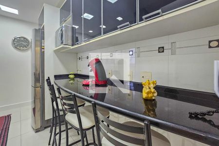 Cozinha de apartamento para alugar com 4 quartos, 134m² em Vila Luis Antonio, Guarujá