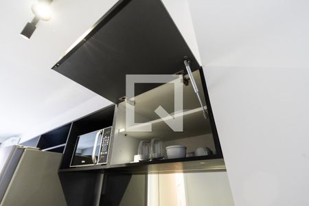 Cozinha de kitnet/studio à venda com 1 quarto, 24m² em Pompeia, São Paulo