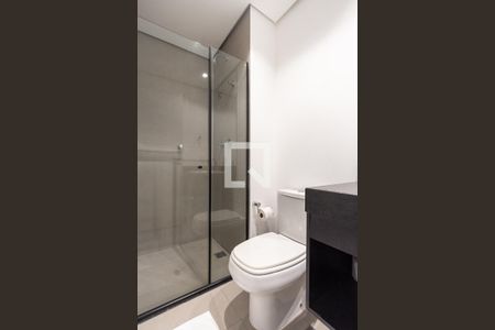 Banheiro de kitnet/studio à venda com 1 quarto, 24m² em Pompeia, São Paulo