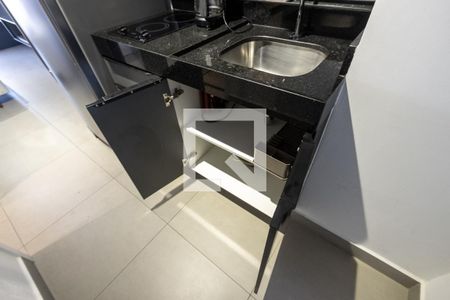 Cozinha de kitnet/studio à venda com 1 quarto, 24m² em Pompeia, São Paulo