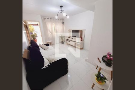 Casa à venda com 2 quartos, 84m² em Interlagos, São Paulo