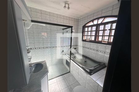 Casa à venda com 4 quartos, 200m² em Utinga, Santo André