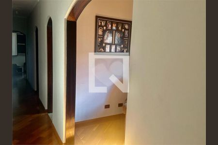 Casa à venda com 4 quartos, 200m² em Utinga, Santo André