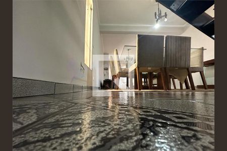 Casa à venda com 4 quartos, 200m² em Utinga, Santo André