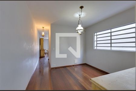 Casa à venda com 4 quartos, 194m² em Jardim Umuarama, São Paulo