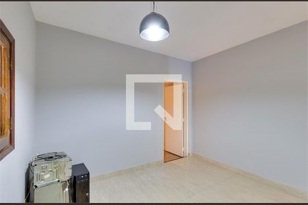 Casa à venda com 4 quartos, 194m² em Jardim Umuarama, São Paulo