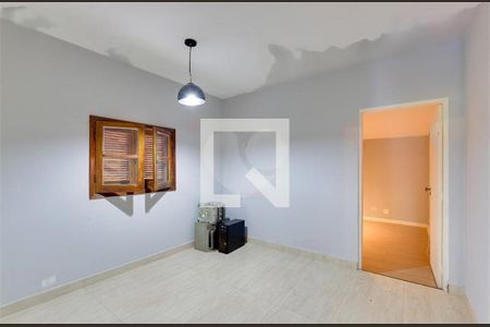 Casa à venda com 4 quartos, 194m² em Jardim Umuarama, São Paulo