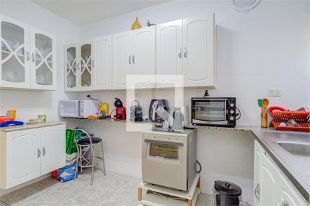 Casa à venda com 4 quartos, 156m² em Jardim Petropolis, São Paulo