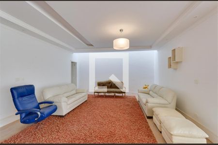 Casa à venda com 4 quartos, 380m² em Granja Julieta, São Paulo