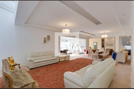 Casa à venda com 4 quartos, 380m² em Granja Julieta, São Paulo