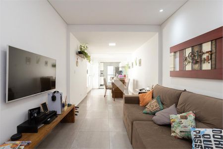 Casa à venda com 4 quartos, 243m² em Vila Mariana, São Paulo