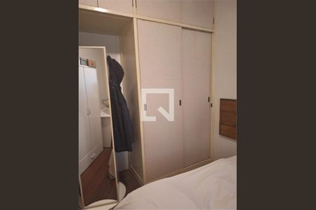 Casa à venda com 3 quartos, 250m² em Cambuci, São Paulo