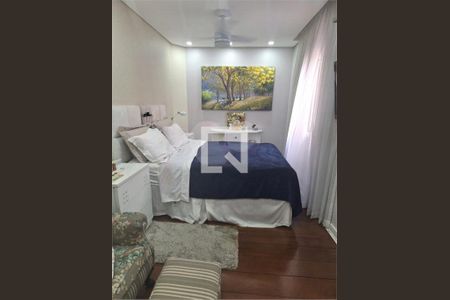 Casa à venda com 3 quartos, 250m² em Cambuci, São Paulo