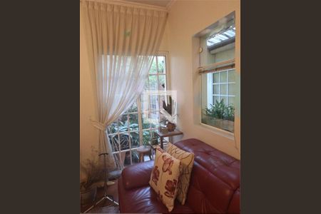 Casa à venda com 3 quartos, 250m² em Cambuci, São Paulo