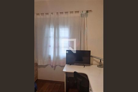 Casa à venda com 3 quartos, 250m² em Cambuci, São Paulo