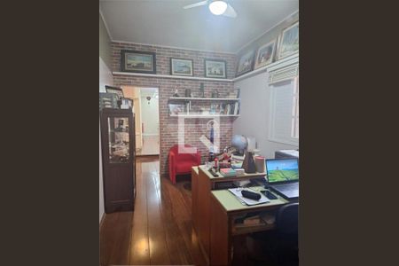 Casa à venda com 3 quartos, 250m² em Cambuci, São Paulo