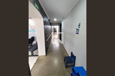 Casa à venda com 3 quartos, 225m² em Vila Feliz, São Paulo