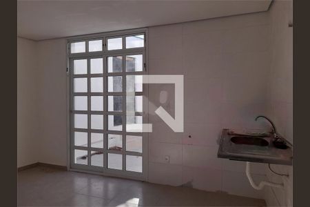 Casa à venda com 2 quartos, 99m² em Vila Universitaria, São Paulo