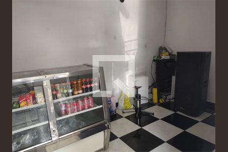 Casa à venda com 5 quartos, 232m² em Vila Água Funda, São Paulo