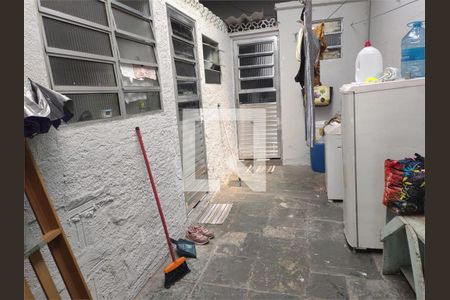Casa à venda com 5 quartos, 232m² em Vila Água Funda, São Paulo