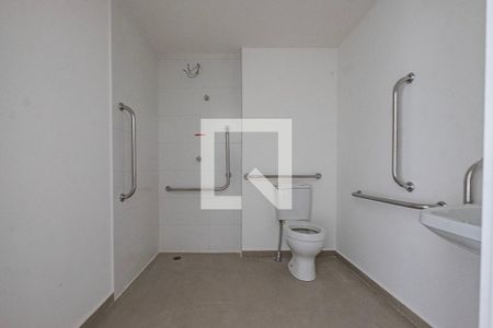 Banheiro de kitnet/studio à venda com 1 quarto, 30m² em Cerqueira César, São Paulo