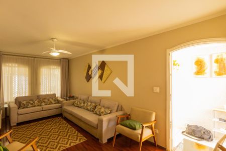 Sala de Estar de casa à venda com 3 quartos, 140m² em Cupecê, São Paulo