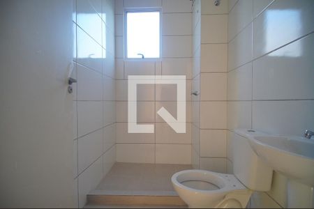 Banheiro de apartamento à venda com 2 quartos, 51m² em Operário, Novo Hamburgo