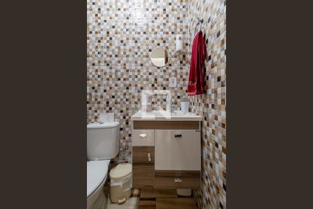 Banheiro de apartamento à venda com 2 quartos, 48m² em Vila Silvia, São Paulo