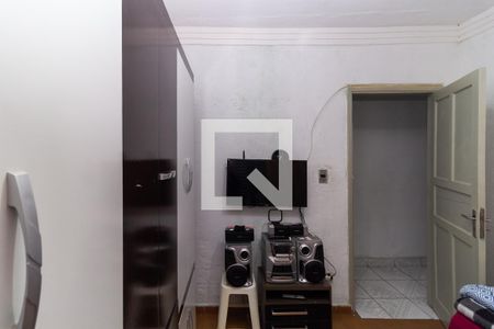 Casa 1 - Quarto 1 de casa à venda com 3 quartos, 70m² em Parque Tomas Saraiva, São Paulo