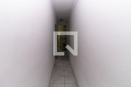Casa 1 Corredor de casa à venda com 3 quartos, 70m² em Parque Tomas Saraiva, São Paulo