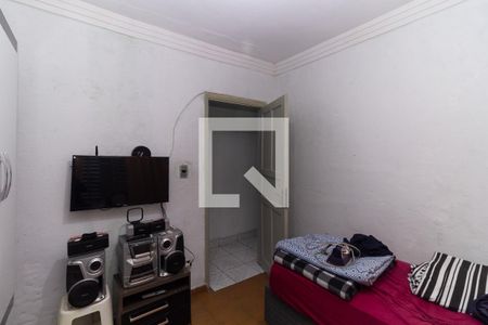 Casa 1 - Quarto 1 de casa à venda com 3 quartos, 70m² em Parque Tomas Saraiva, São Paulo
