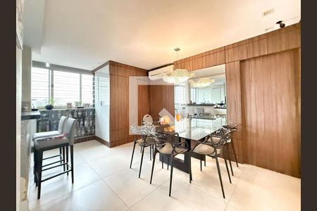 Apartamento à venda com 3 quartos, 130m² em Santo Antônio, Belo Horizonte