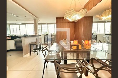 Apartamento à venda com 3 quartos, 130m² em Santo Antônio, Belo Horizonte