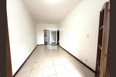 Sala de apartamento para alugar com 2 quartos, 70m² em Penha Circular, Rio de Janeiro