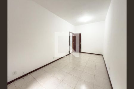 Quarto 1 de apartamento para alugar com 2 quartos, 70m² em Penha Circular, Rio de Janeiro