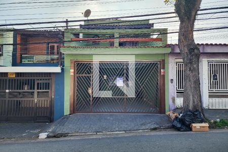 Fachada de casa à venda com 3 quartos, 220m² em Nova Petrópolis, São Bernardo do Campo