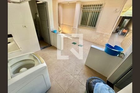 Área de Serviço de casa à venda com 6 quartos, 263m² em Alípio de Melo, Belo Horizonte