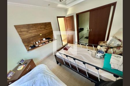 Quarto 1 - Suíte de casa à venda com 6 quartos, 263m² em Alípio de Melo, Belo Horizonte
