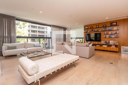 Apartamento à venda com 3 quartos, 205m² em Cerqueira César, São Paulo