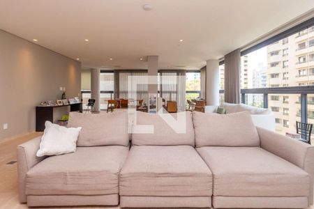 Apartamento à venda com 3 quartos, 205m² em Cerqueira César, São Paulo