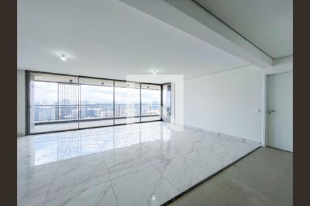 Apartamento à venda com 3 quartos, 195m² em Jardim das Acacias, São Paulo