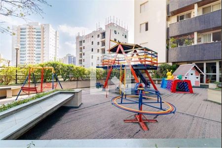 Apartamento à venda com 2 quartos, 63m² em Vila Gumercindo, São Paulo