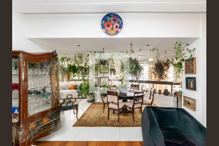 Apartamento à venda com 3 quartos, 213m² em Vila Suzana, São Paulo