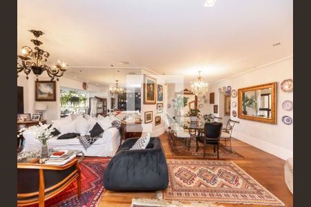 Apartamento à venda com 3 quartos, 213m² em Vila Suzana, São Paulo