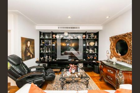 Apartamento à venda com 3 quartos, 213m² em Vila Suzana, São Paulo