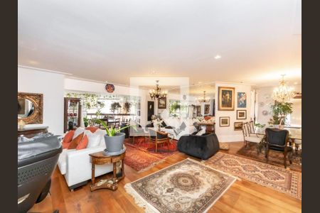 Apartamento à venda com 3 quartos, 213m² em Vila Suzana, São Paulo