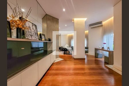 Apartamento à venda com 4 quartos, 209m² em Campo Belo, São Paulo
