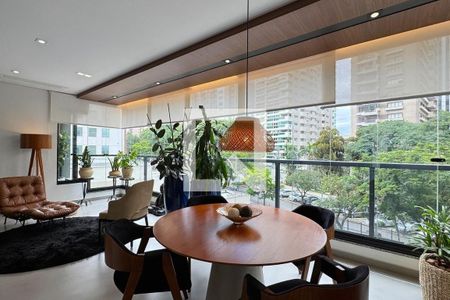 Apartamento à venda com 4 quartos, 282m² em Alphaville Industrial, Barueri