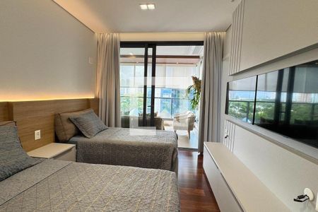 Apartamento à venda com 4 quartos, 282m² em Alphaville Industrial, Barueri