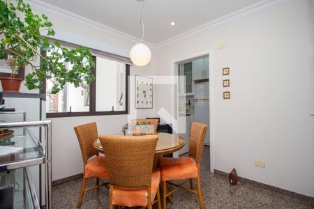 Apartamento à venda com 4 quartos, 176m² em Vila Suzana, São Paulo